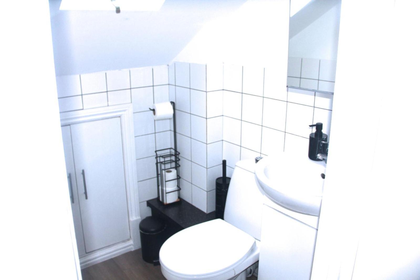 Qties Luxury Home Лондон Экстерьер фото